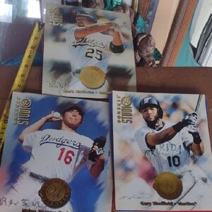 Baseball Oversized Trading Cards with Gold Master Strokes Accents